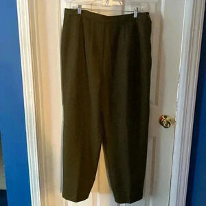 Olive Green 18 W Trousers with zipper button on the side with back elastic waist